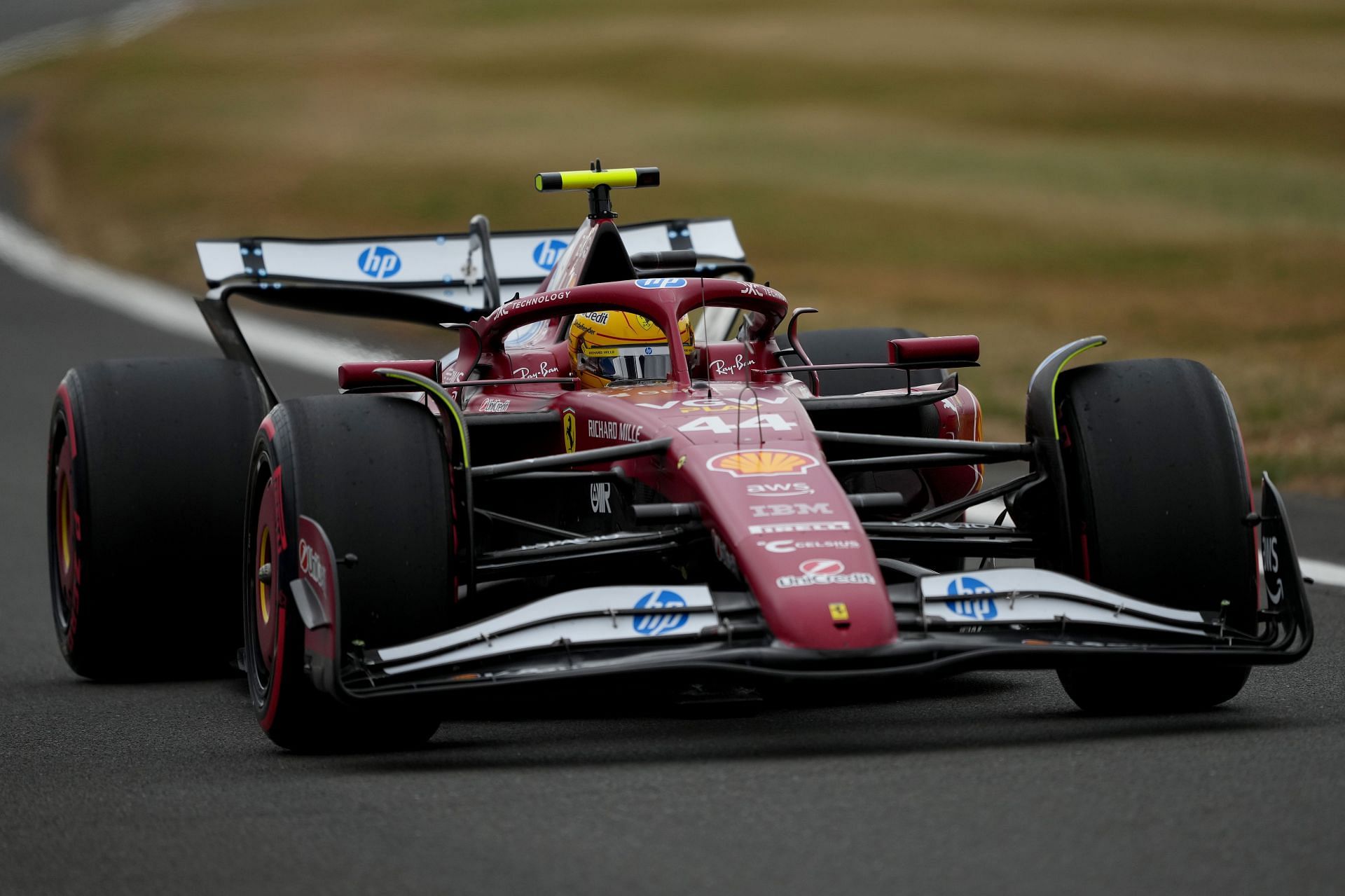 Lewis Hamilton driving the Ferrari SF-25 at the qualifying for the 2025 F1 Grand Prix of Great Britain - Source: Getty